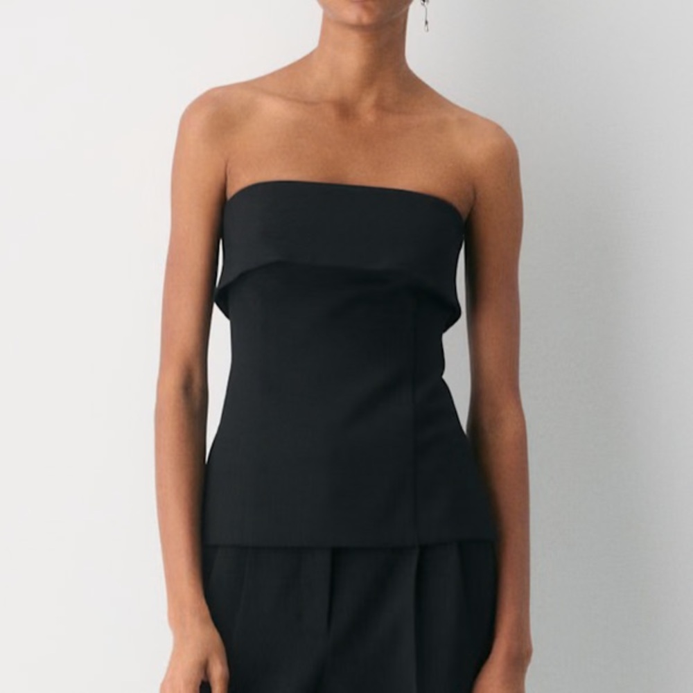 Aritzia Babaton Element Tube Top in Black
